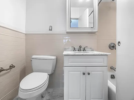 Rented by Brown Harris Stevens | media 11