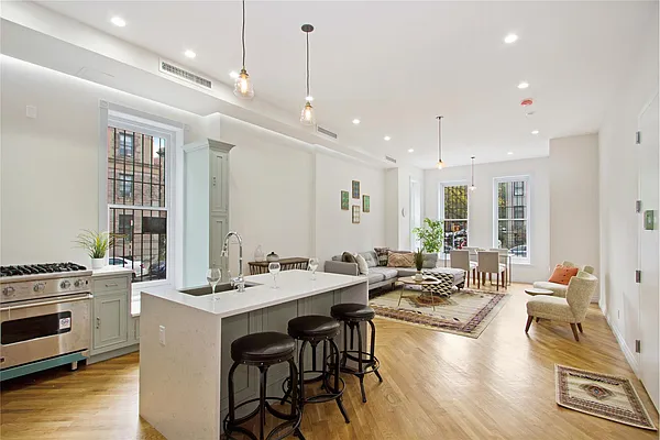 Sold by Douglas Elliman | media 19