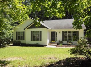 2403 Pineview Dr, Greensboro, NC 27407