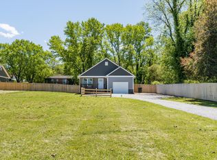 199 Powell St, Hendersonville, NC 28792