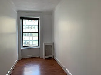 Rented by Salon Realty Corp