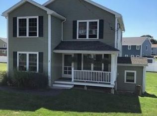 3 Reynard St, Gloucester, MA 01930