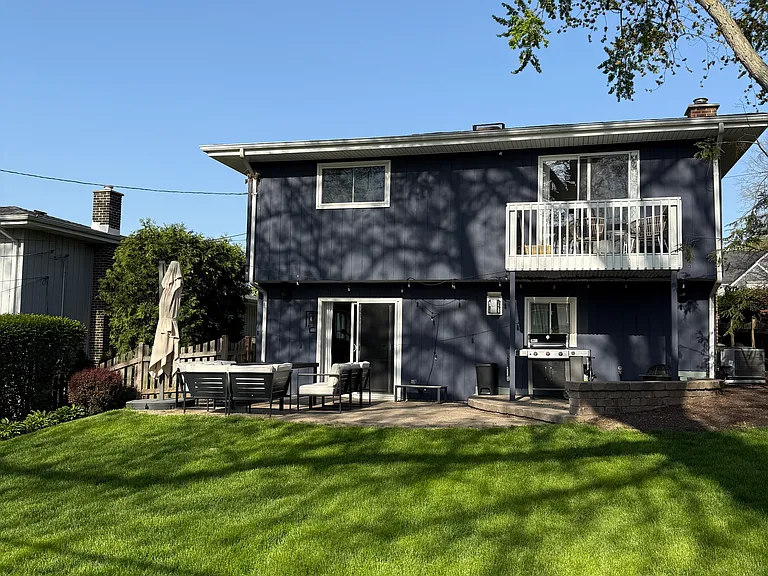 315 N Linden St — Photo 2