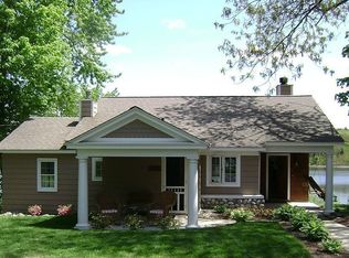 18 Lake Dr, Wilbraham, MA 01095