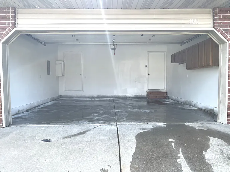 1141 N Nolting Ave — Photo 25