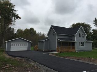 21 Dean Rd, Spencerport, NY 14559