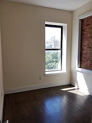 Rented by Reside New York