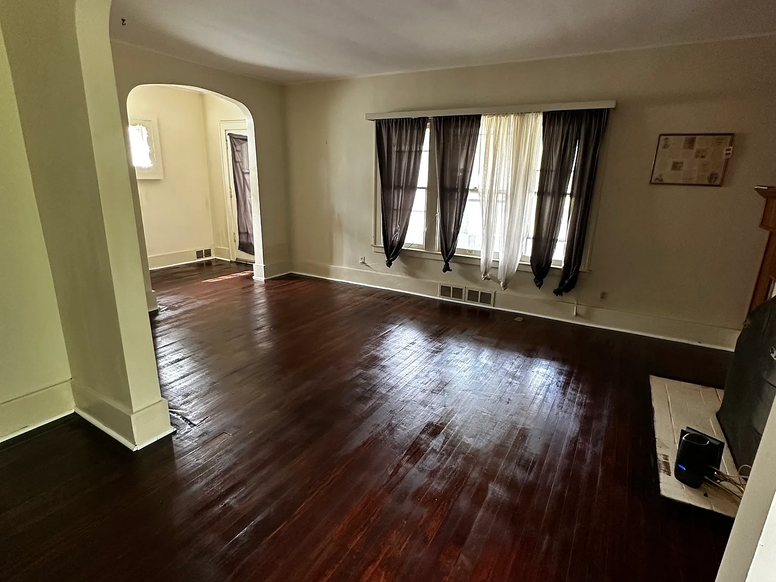 4 bed, 1600 sqft, $2,600 — Photo 4