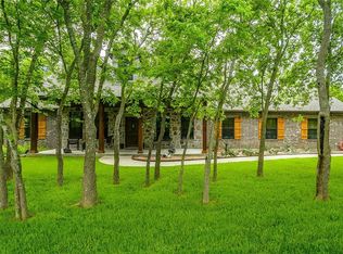 8223 Lax Dr, Fort Worth, TX 76126