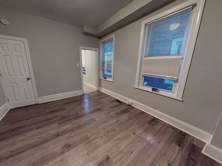 1510 W Dauphin St — Photo 15