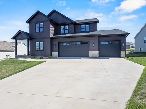 552 Autumn Ridge Ct, Oregon, WI 53575