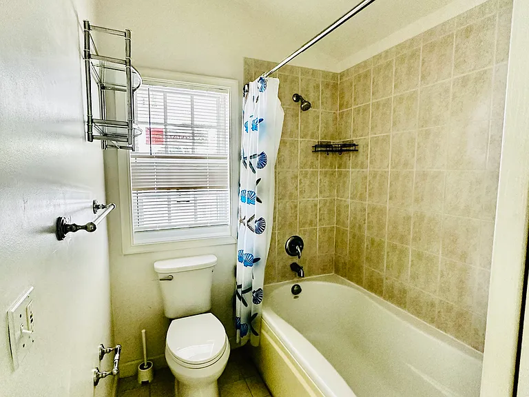 3029 N Roosevelt Blvd #22 — Photo 8