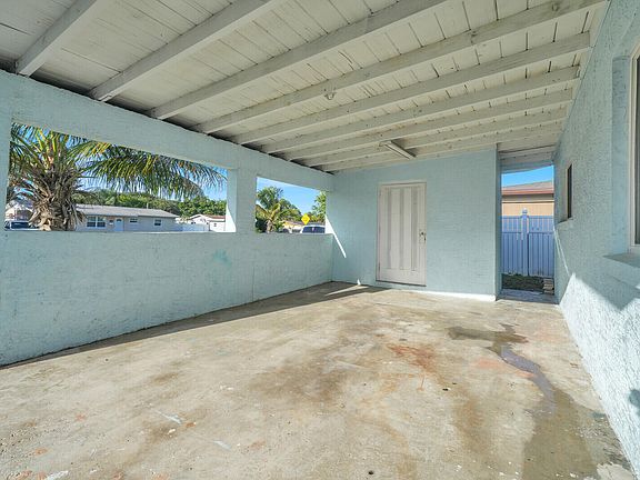 3rd image of 3360 Florida Boulevard