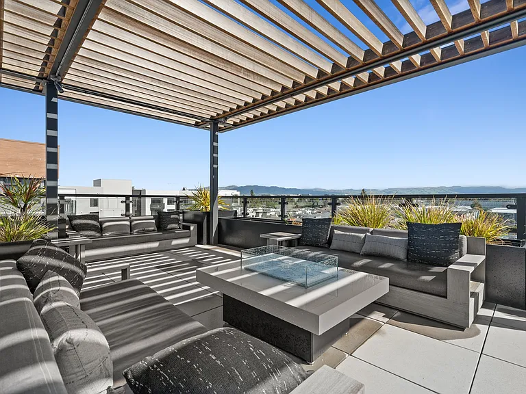 3578 Rambla Pl #728 — Photo 40