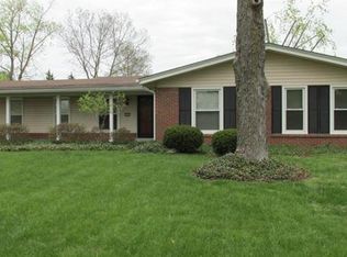 9542 Carnival Dr, Saint Louis, MO