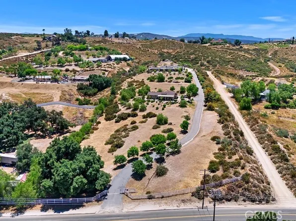 36905 Mesa Rd, Temecula, CA 92592