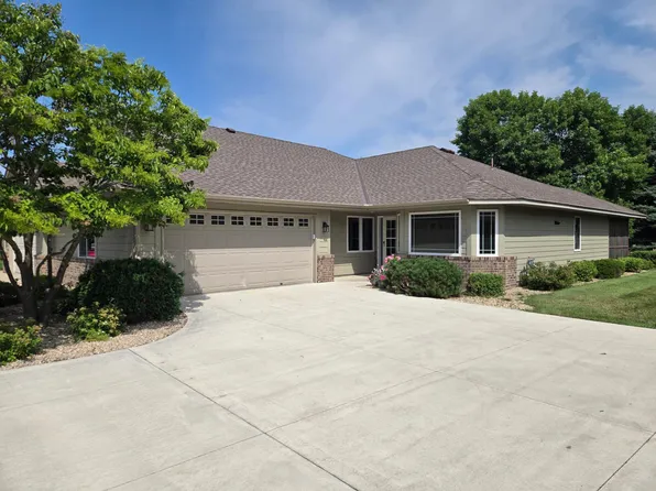 411 Independence St NE, New Prague, MN 56071