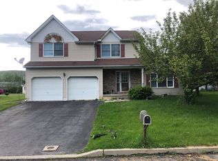 274 E Center St, Wind Gap, PA 18091