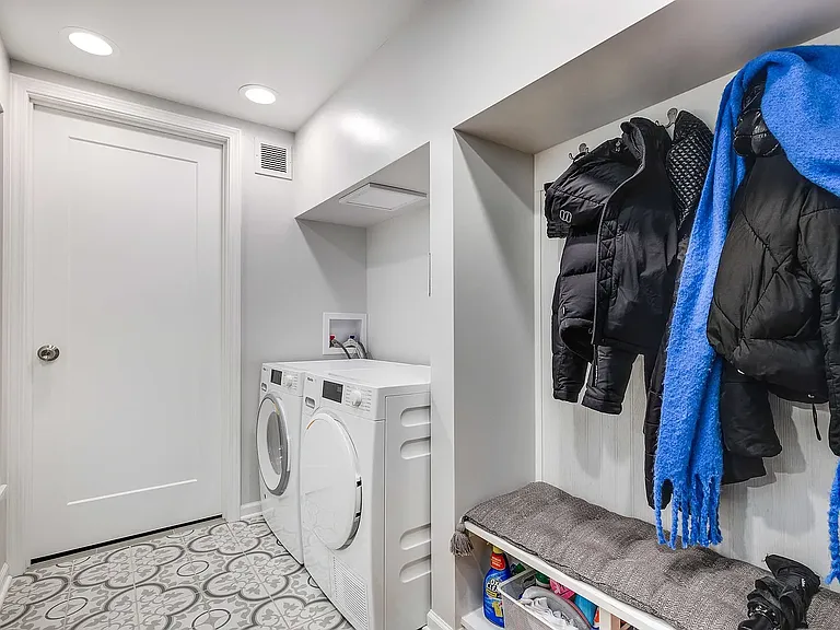 15 E Goethe St #1 — Photo 9
