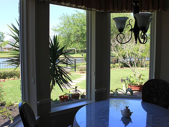 4th image of 1515 Colony Lakes Dr