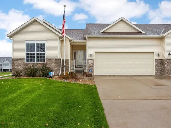 3027 Brookvalley Ct, Marion, IA 52302