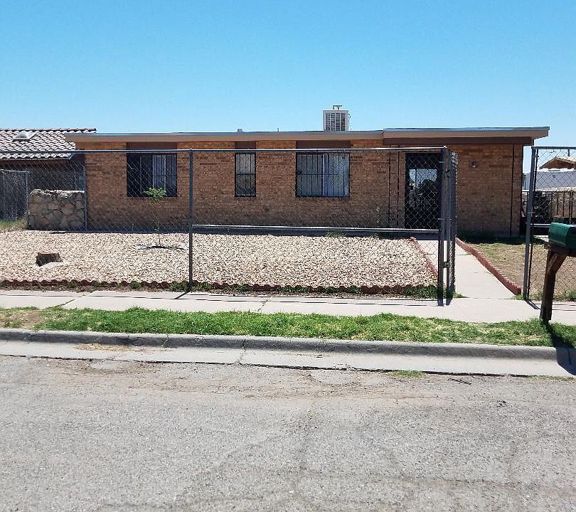 1st image of 204 Henderson Pl