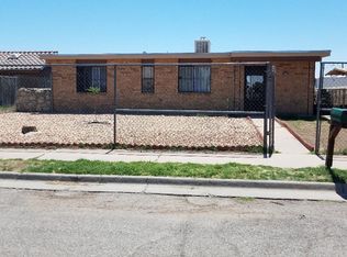 204 Henderson Pl, El Paso, TX 79907