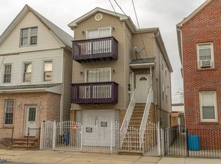 107 Division St, Elizabeth, NJ 07201