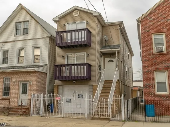 107 Division St, Elizabeth City, NJ 07201