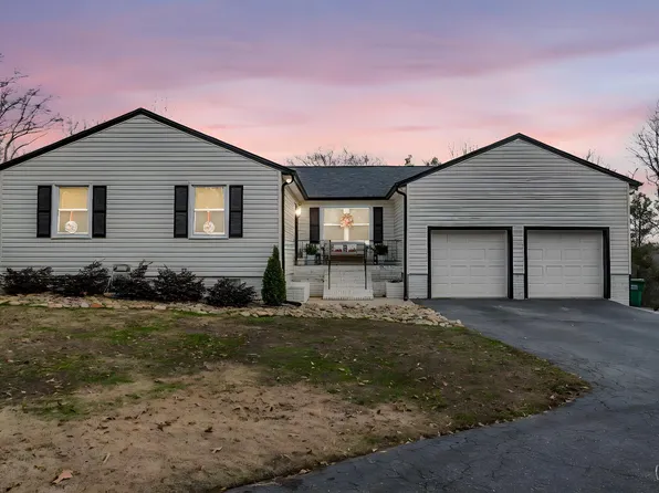 123 Graystone Dr, Moore, SC 29369