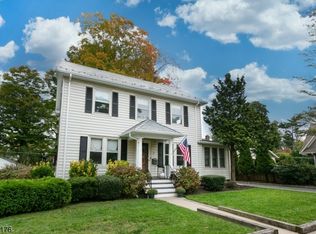 7 Harding Rd, Morristown, NJ 07960