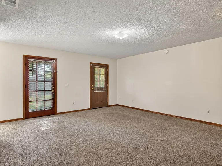 8341 Fire Fly Ln — Photo 14