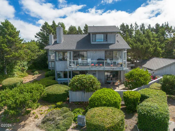 4175 S Highway 101 #J-3, Depoe Bay, OR 97341