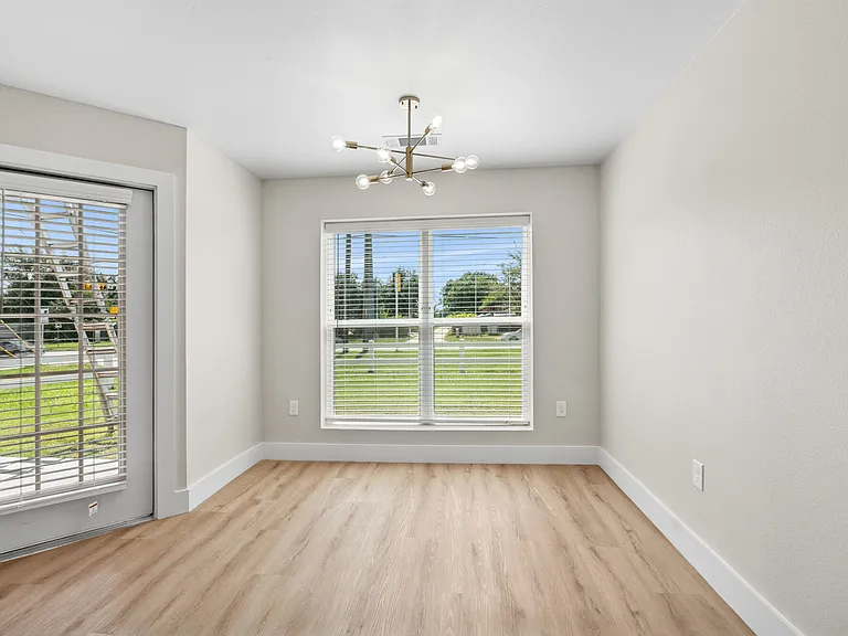 Lake Meadows — Photo 25