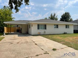 221 Holiday Dr, Houma, LA 70364