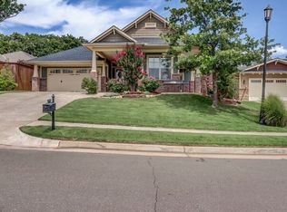 216 Nature Ln, Edmond, OK 73034