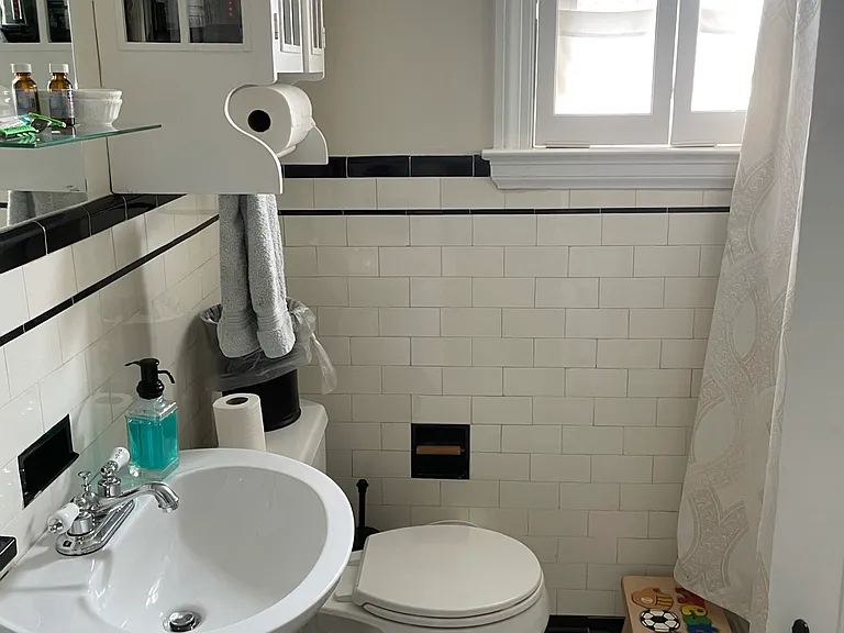 632 Regester Ave — Photo 12