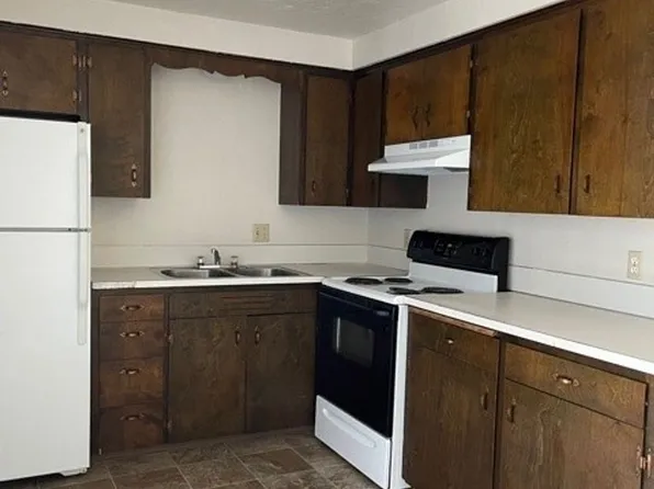 098-Westside Terrace Apartments, 1143-1145 1147 #1147-03, Salem, OR 97304