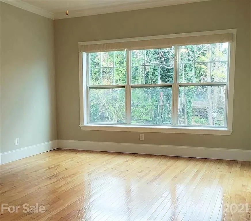 2 bed, 1163 sqft, $2,100 — Photo 2