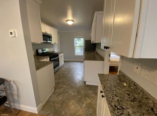 1408 Shadford Rd APT 9, Ann Arbor, MI 48104