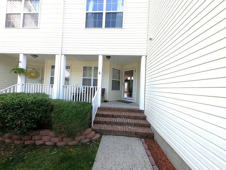 Entrance from the main door from outside