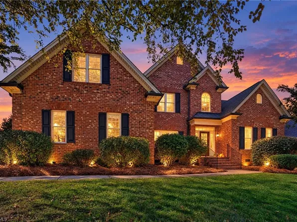 3546 Campton Ridge Rd, Pfafftown, NC 27040