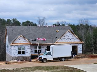852 Pinebrooke Dr, Maryville, TN 37801