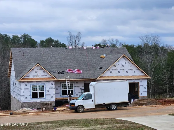 852 Pinebrooke Dr, Maryville, TN 37801