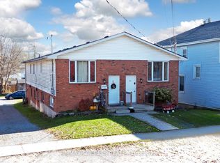 32 & 34 River St, Thorold, ON L0S1K0