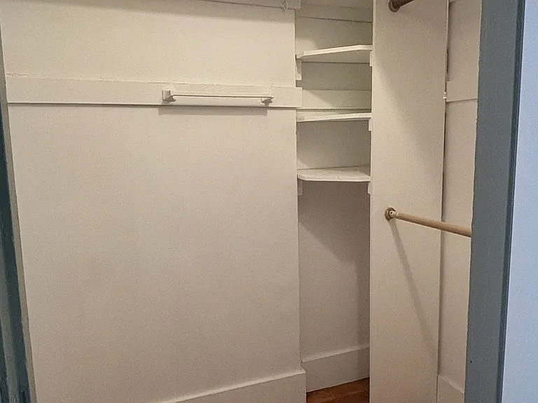 2421 Prospect St #4 — Photo 4