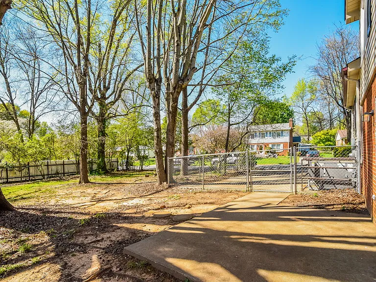 365 Clover Hitch Dr — Photo 16