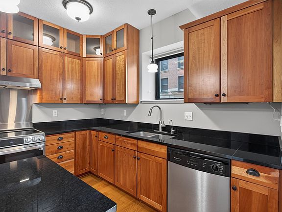 5th image of 270 4th St E Unit 102