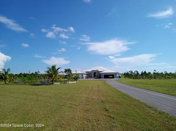 3211 Prosperity Ln, Malabar, FL 32950