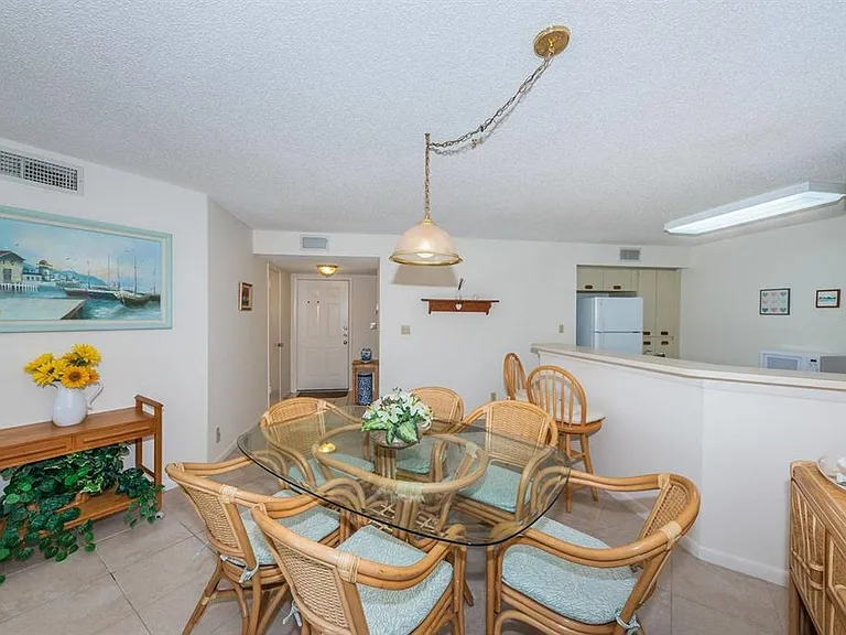 6050 Bahia Del Mar Cir #120 — Photo 5